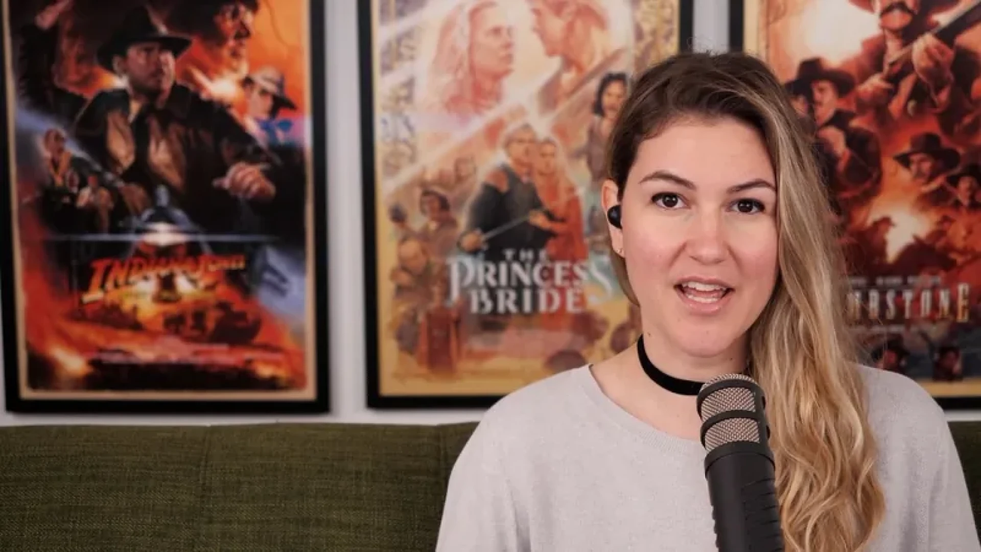MaplenutsReact - Wonder Woman (runtime 2:21:15) - Patreon Version
