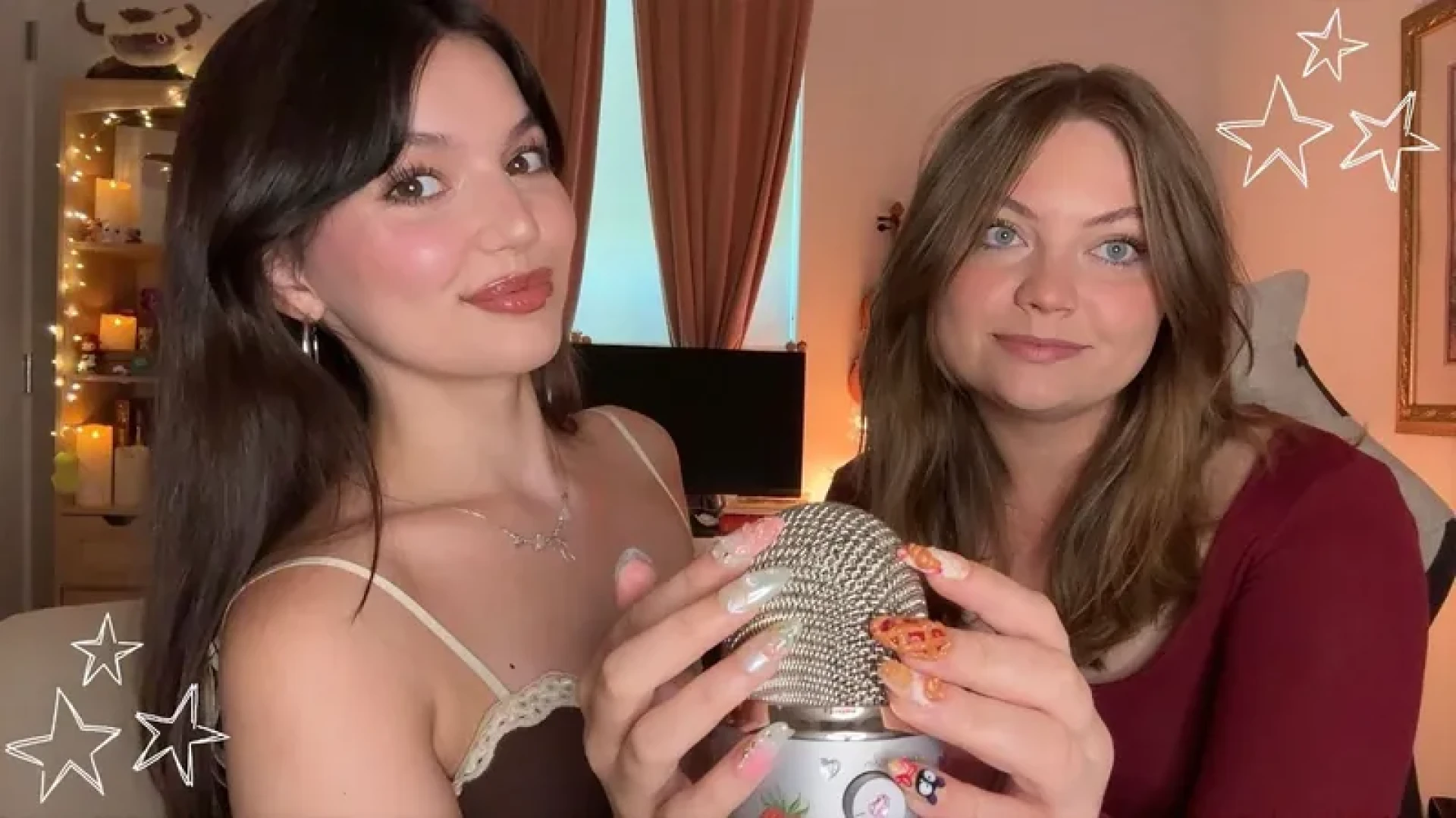JulesASMR77 - Early Access: My Sister Tries ASMR For The First Time (40+ Mins of Hand Sounds, Whispers, Tapping, More!) — page 1