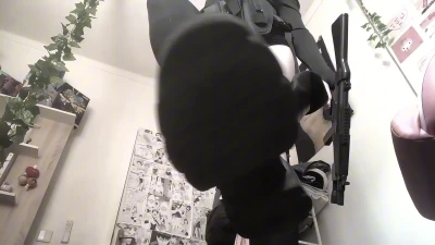 N’s Feet 