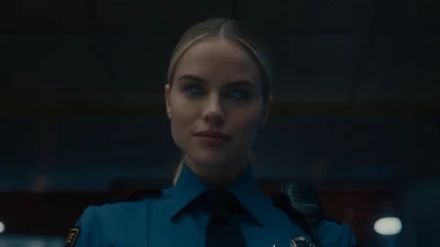 Giantess Videos - Imperatorelite999 - Giant Policewomen Catching Tiny Criminals #4 (27 videos) Part 1 of 2 part 7