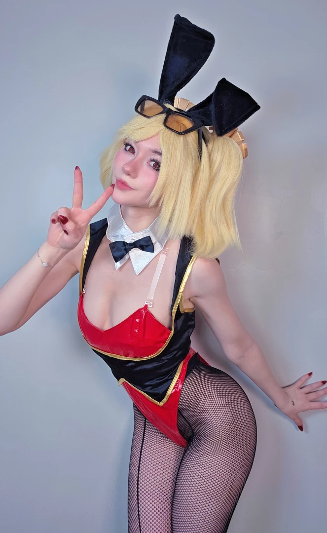 Celebi Cosplays - Bunny Burnice set!