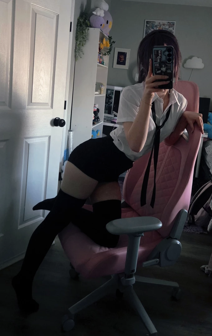 Celebi Cosplays - Reze pics!