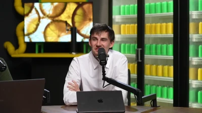 Lemonade Stand - Ep. 66 Premium - Hacking The Mainframe [VIDEO]