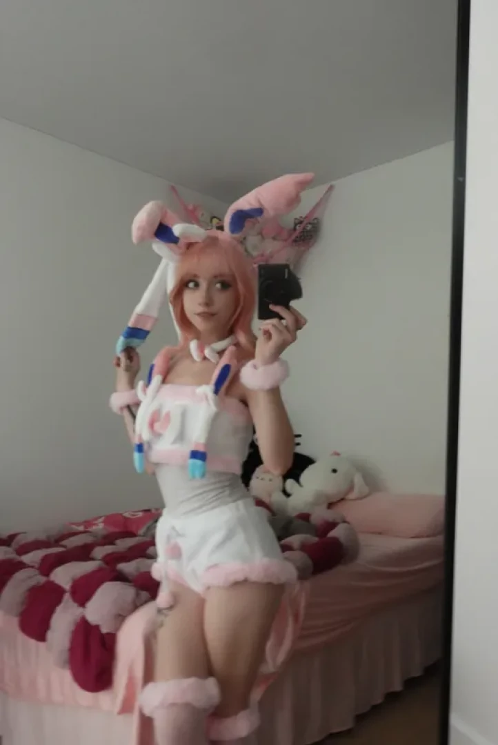 iluvmeww - Sylveon pics — page 1