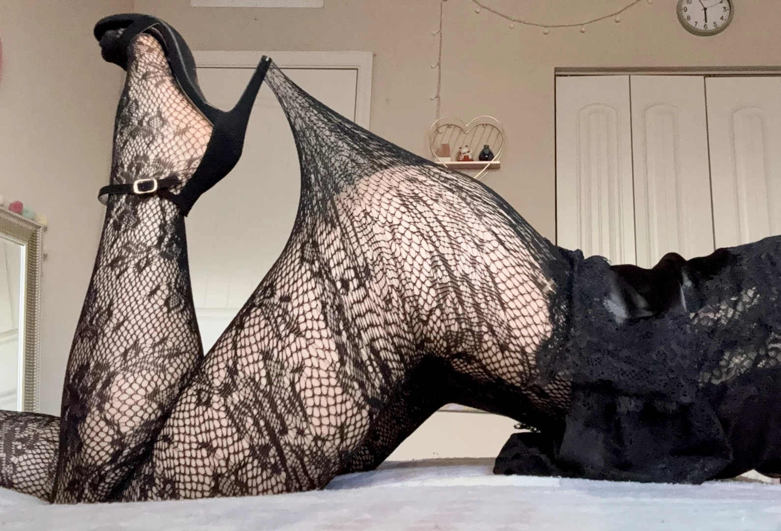 SunflowerASMR - Lace Tights And Heels 