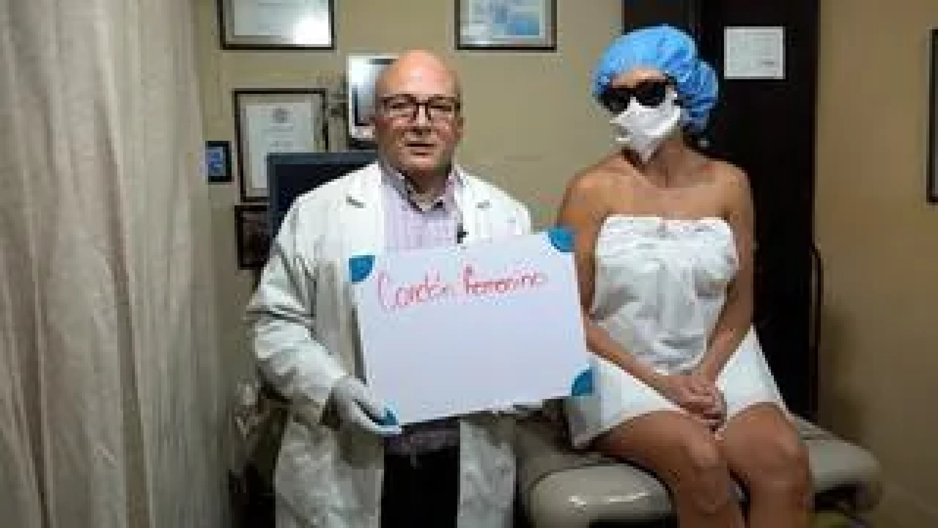Dr. Gustavo Quiros Licona - 642 First time placement of a female condom in a 35-year-old patient who is an advertising professional. Colocacion por primera vez de condon femenino en paciente de 35 años que es publicista.