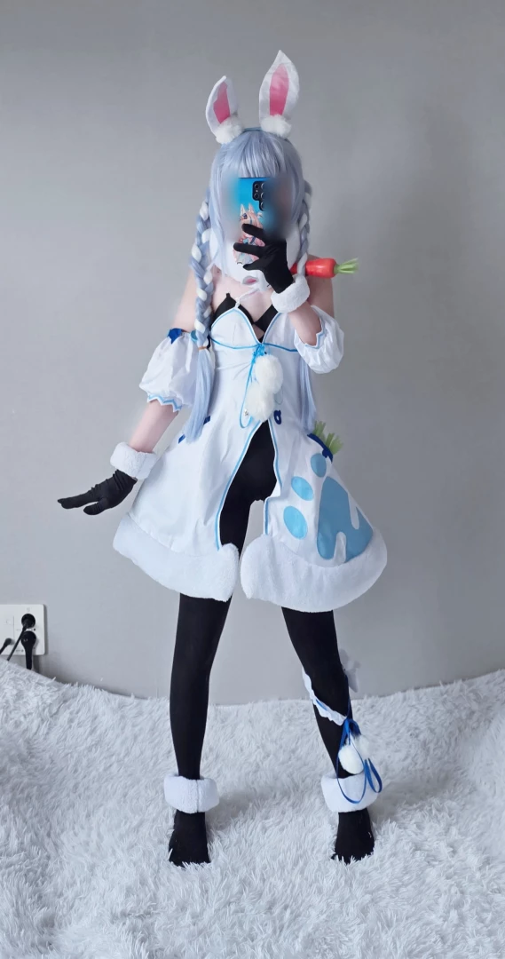 RURI - Usada Pekora  (  )