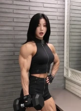 KaydemEdits - [EXTRA] BABYMONSTER Asa - Heavy bicep curls (2)